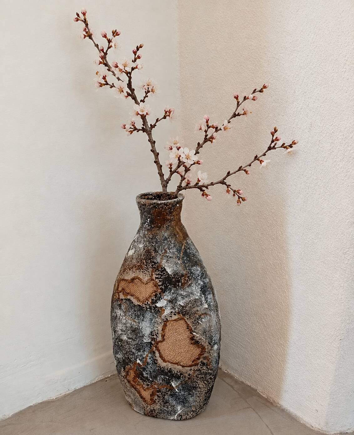Kintsugi vase style – Japanese art (Light & Decorative) wabi-sabi