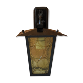 Pretty iron and glass lantern In very good condition black iron color of yellow glass relief circ