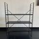 Etagère vintage 1950 tomado sur pieds design A.Dekker noire - 84 x 25 cm