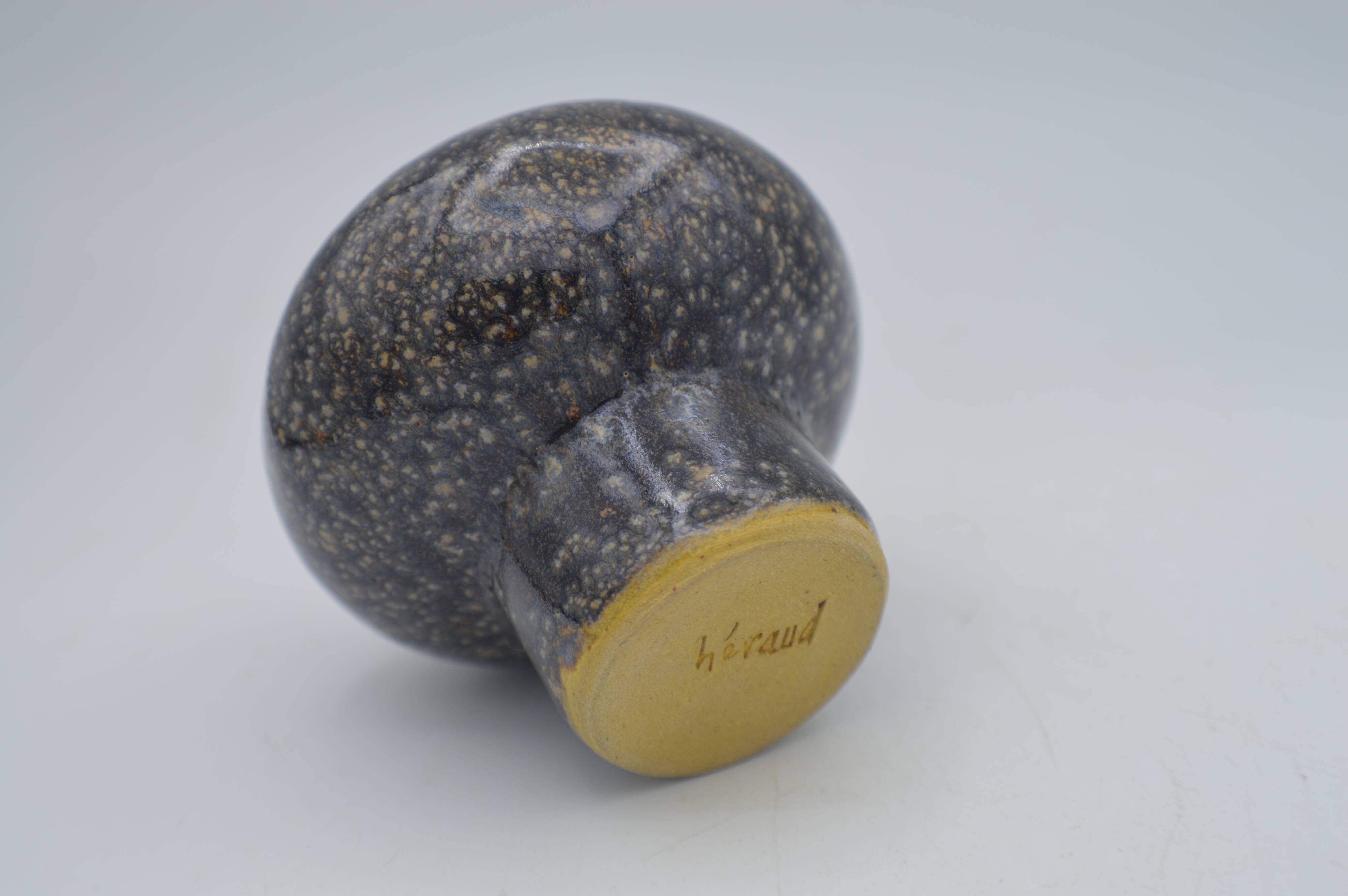 Stoneware vase by Robert Heraud - Maume