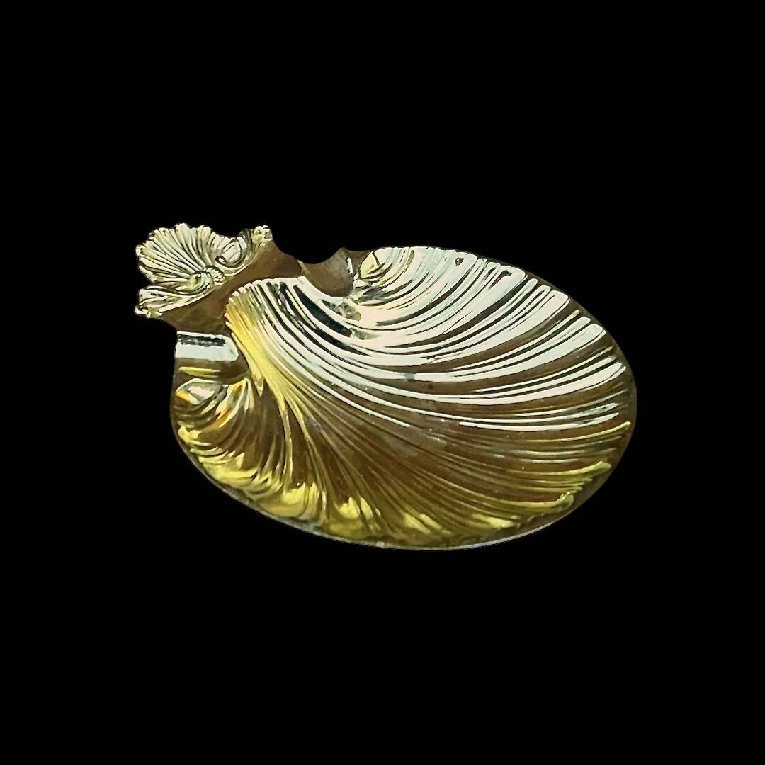Ashtray or shell-shaped trinket tray in gilded zamak – EP Zinc, Italy, 1960s