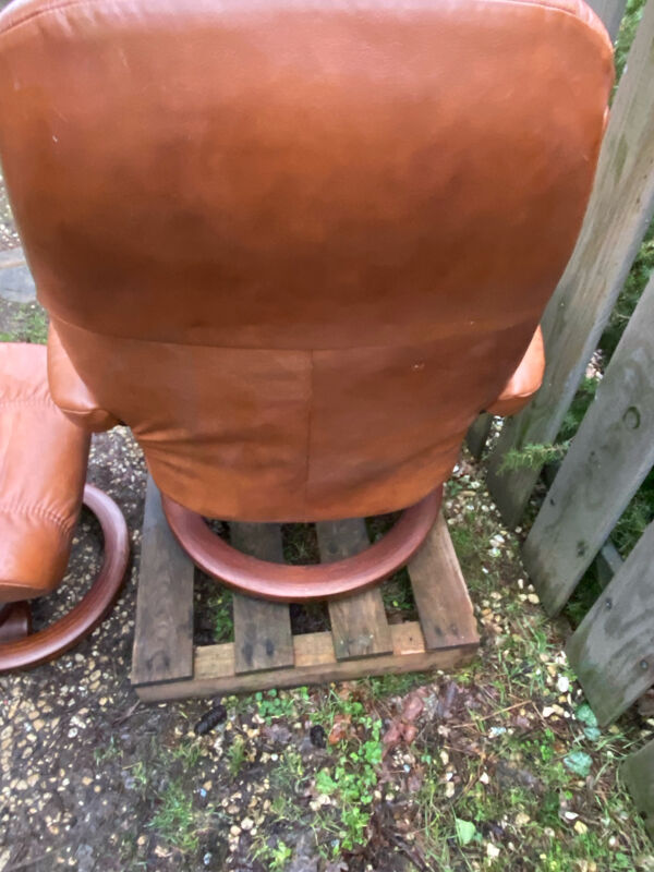 Ensemble fauteuil et repose pied stressless années 70/80