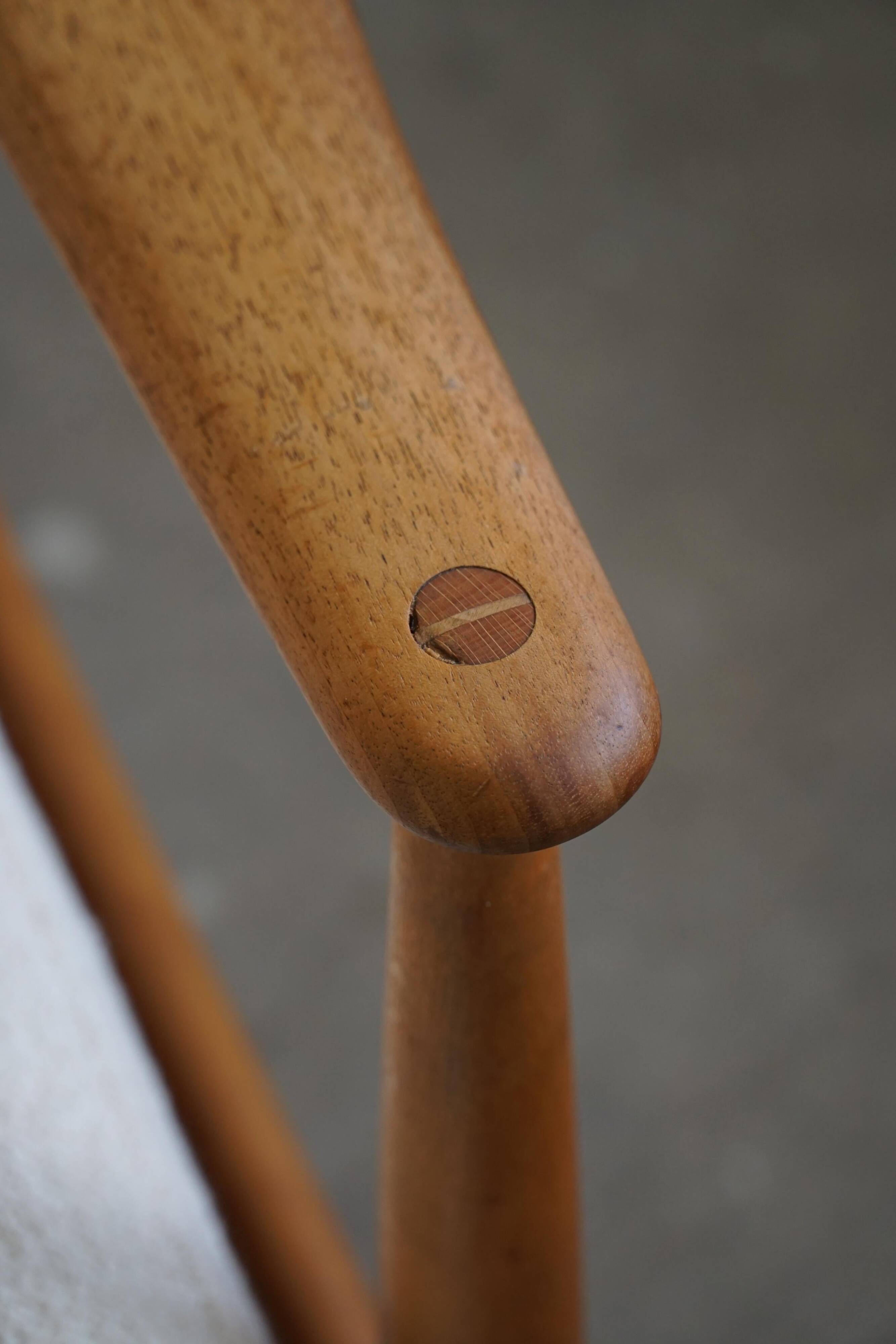 Two-seater canapé Arne Vodder, model Fd 161, reupholstered in boucle, 1950s.