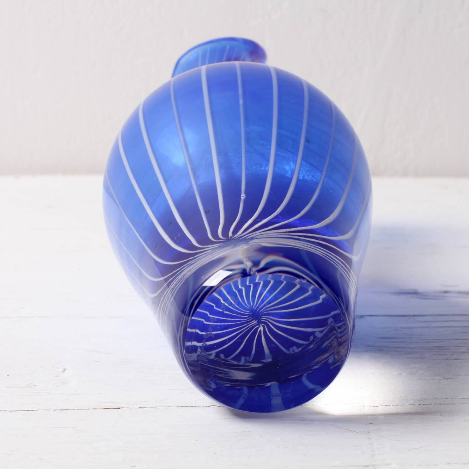 Mid-Century Modern Blue Art Glass Vase: Jan Johansson Orrefors, Sweden