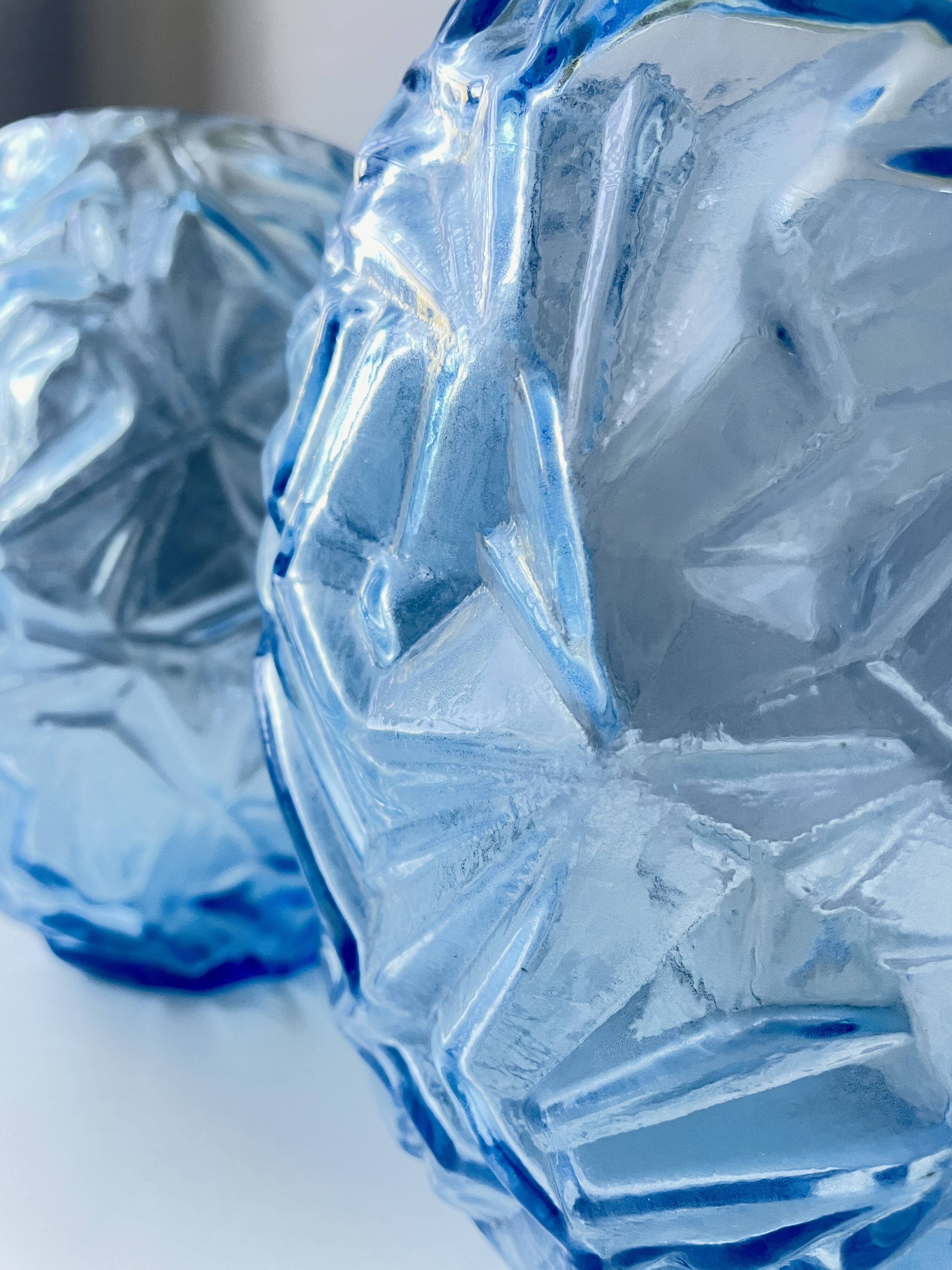 Pair of Art Deco vases in blue glass paste