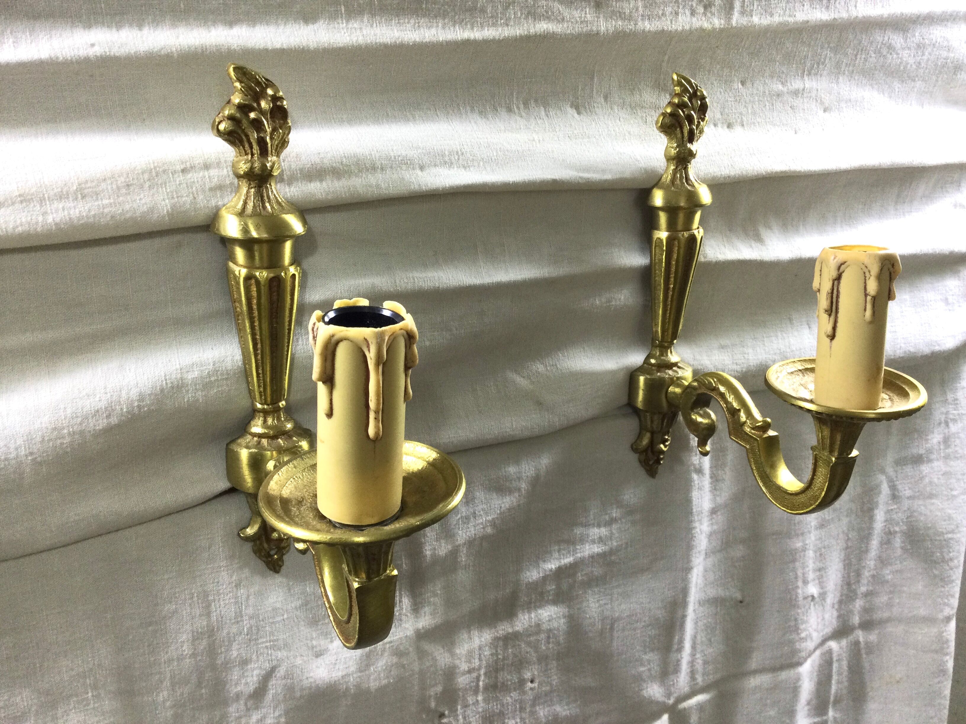 Pair of applique 1 bronze lights