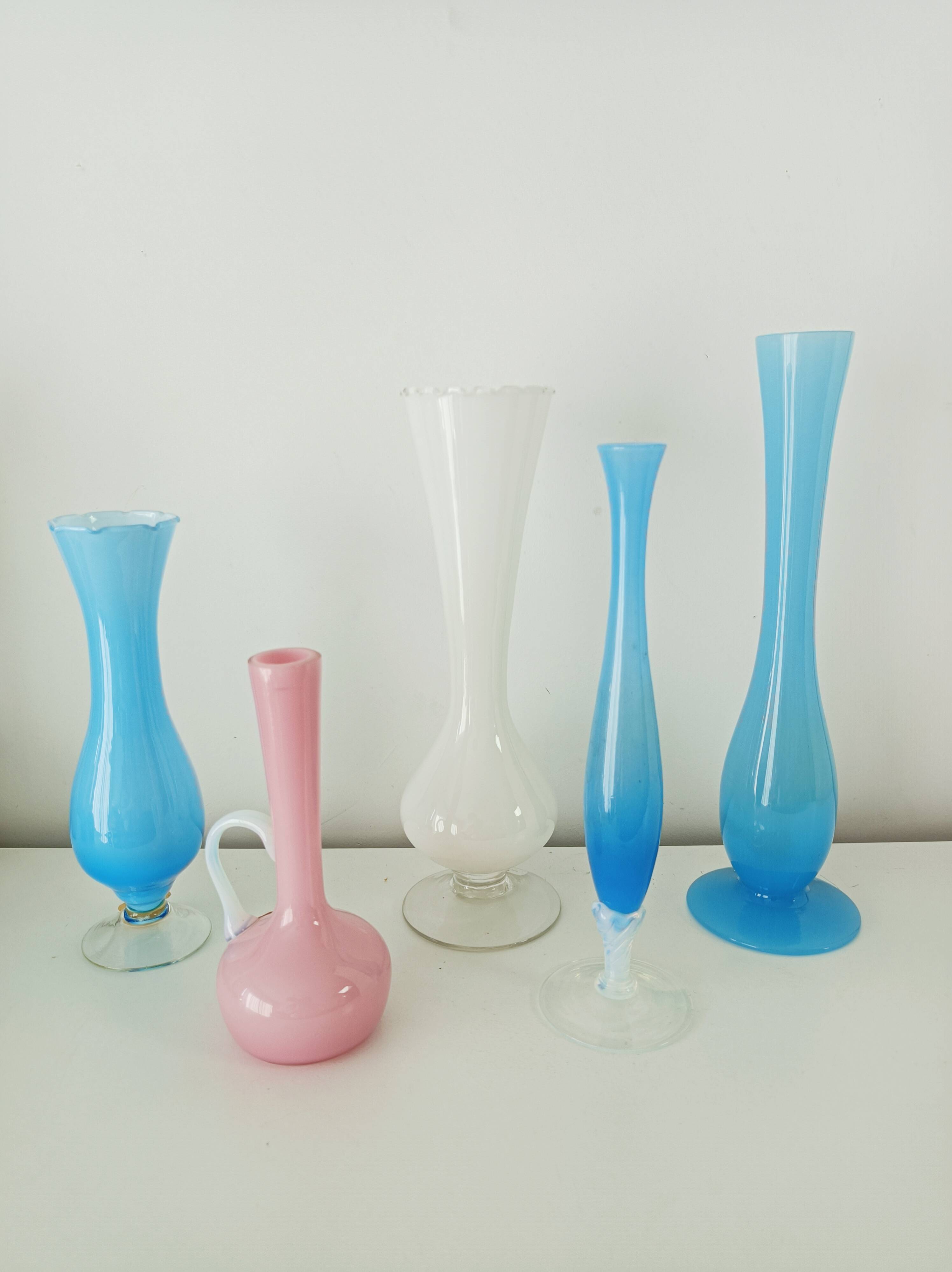Set of 5 pastel opaline soliflore vases