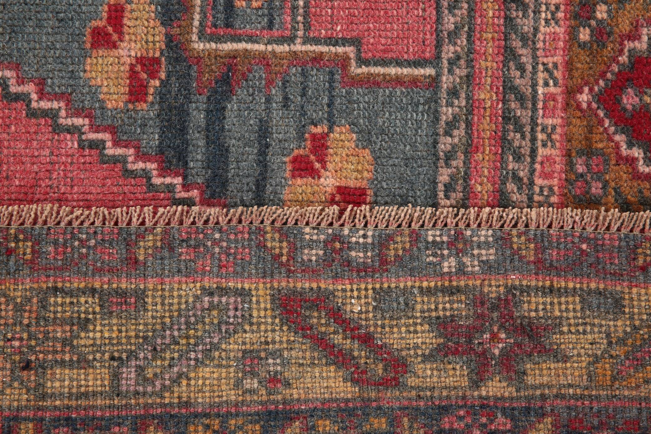 5x9 Red & Cream Classic Persian Rug, 152x271Cm