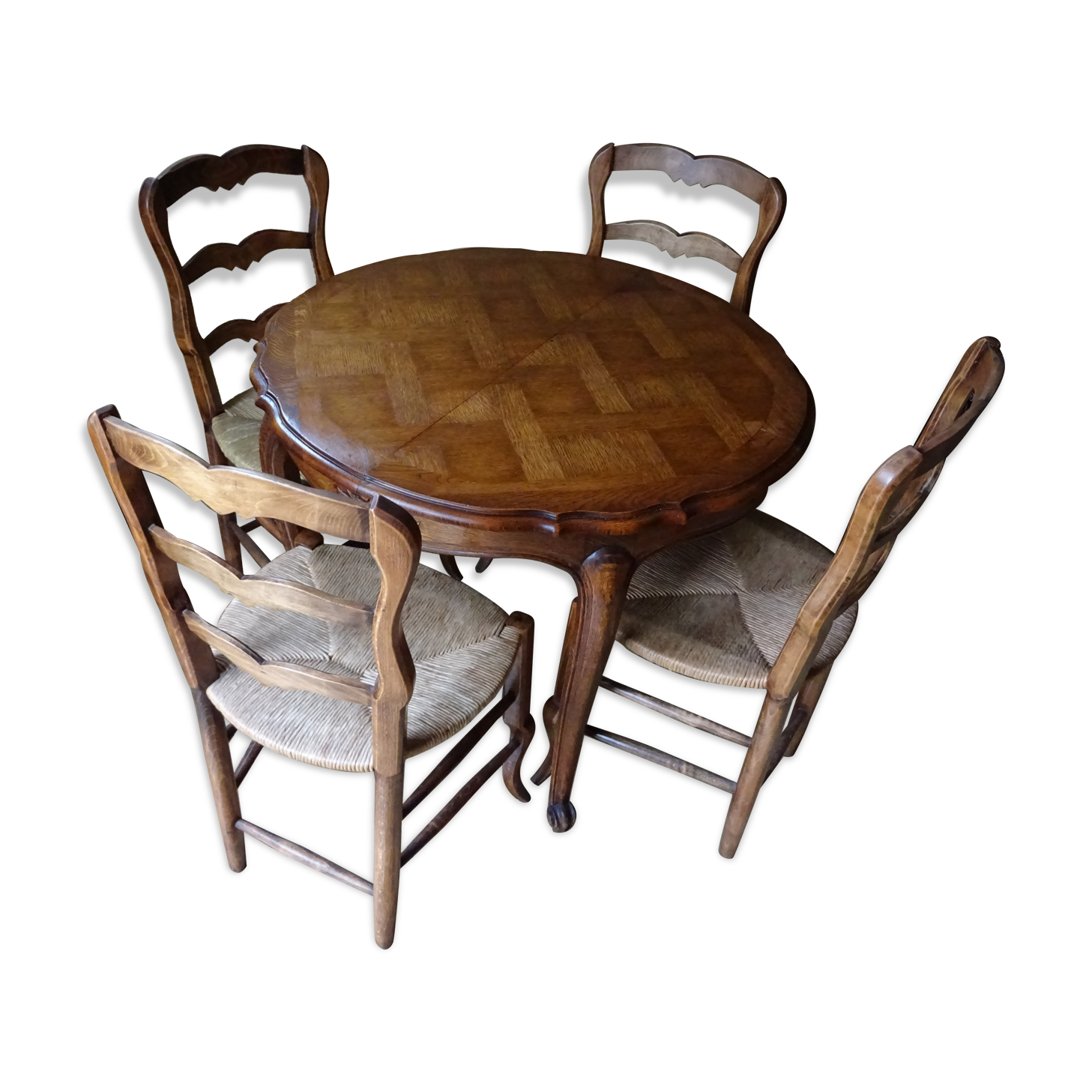 Louis XV style oak round table with 4 chairs