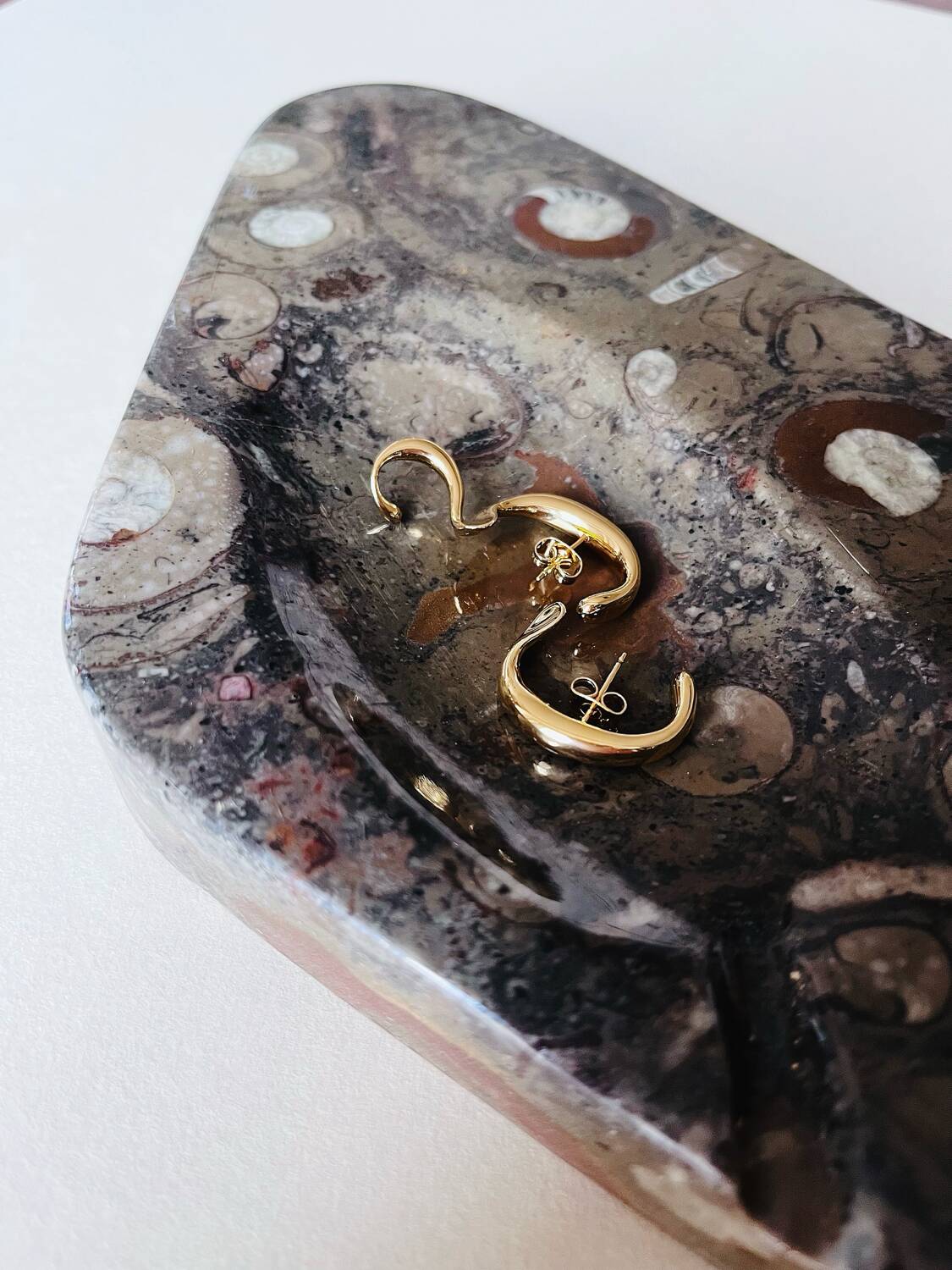 Vintage fossilised marble catchall