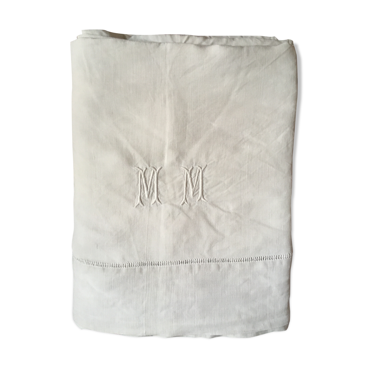 Linen thread sheet with monogram M M