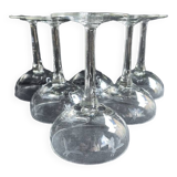 6 blown glass champagne glasses with cut bee decoration