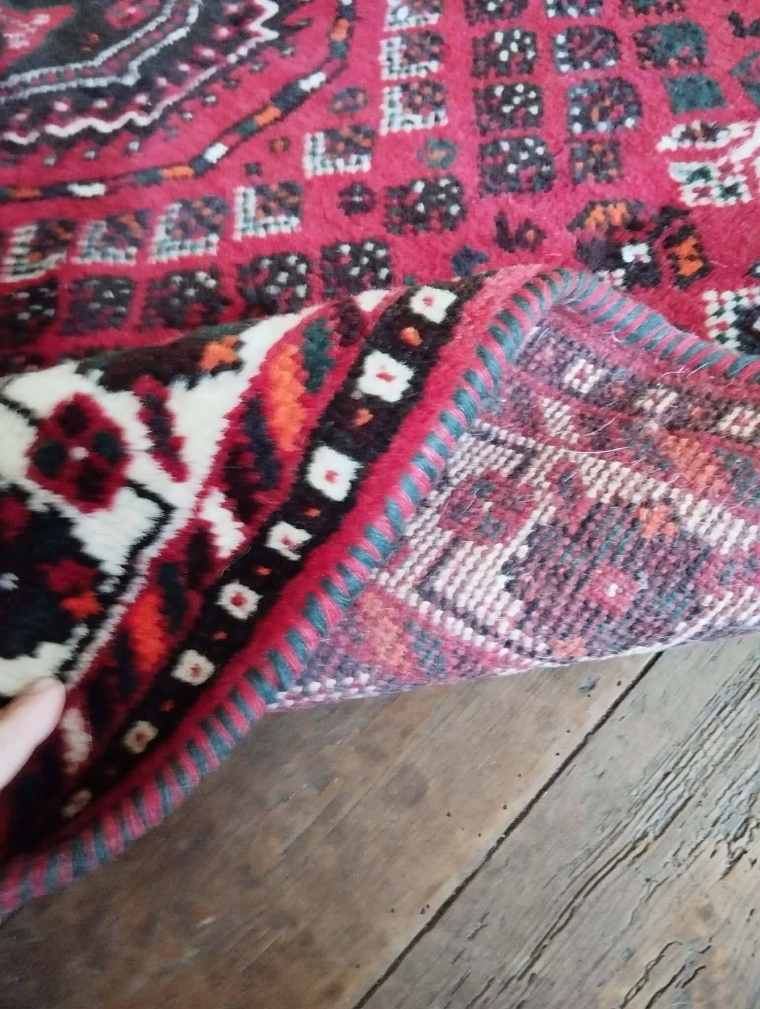 Handmade Qashqai Persian rug 200x160cm