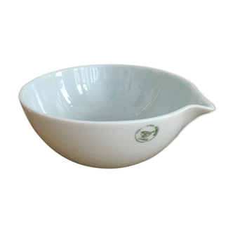 Laboratory mortar bowl in fine porcelain