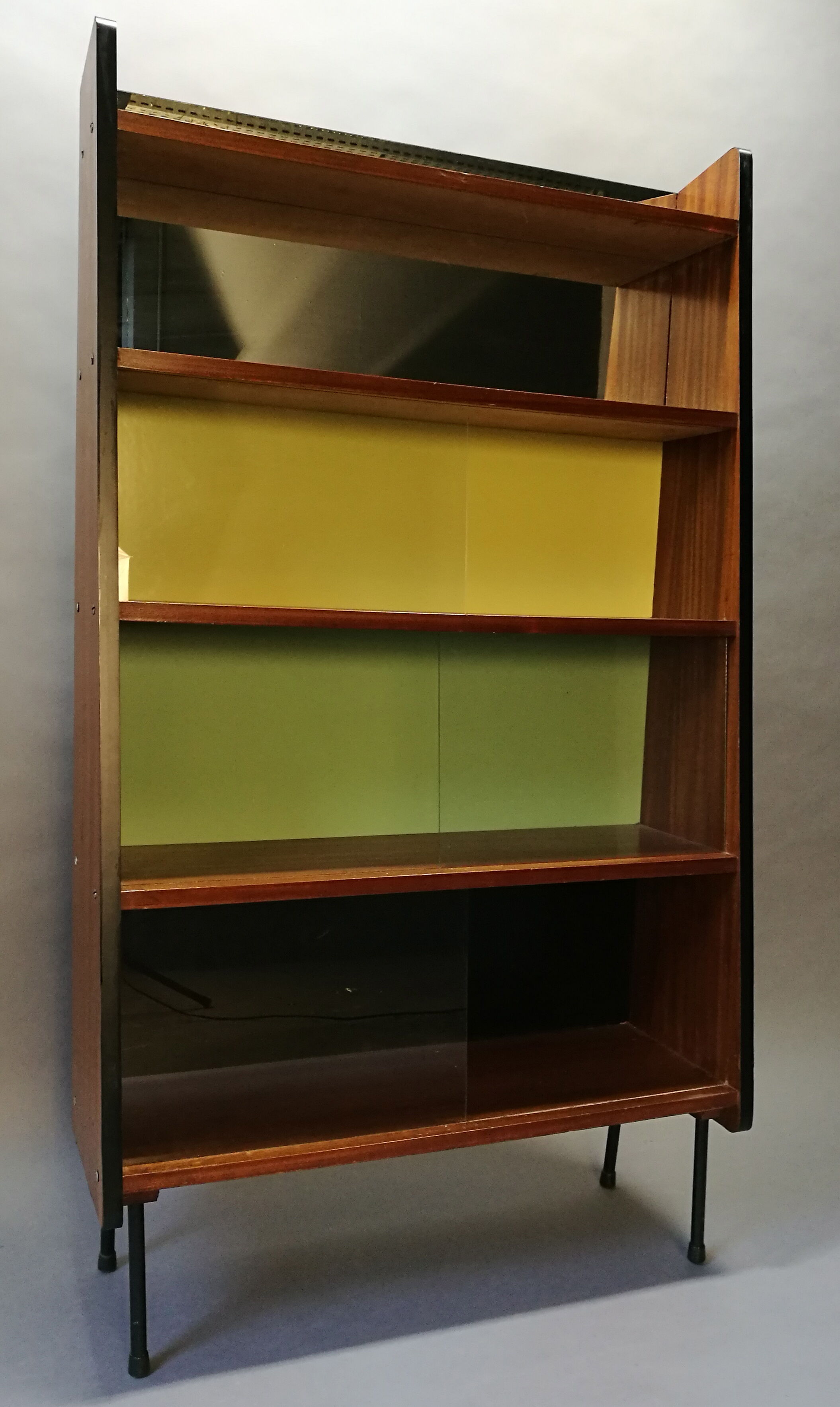 Bibliothèque des années 50
