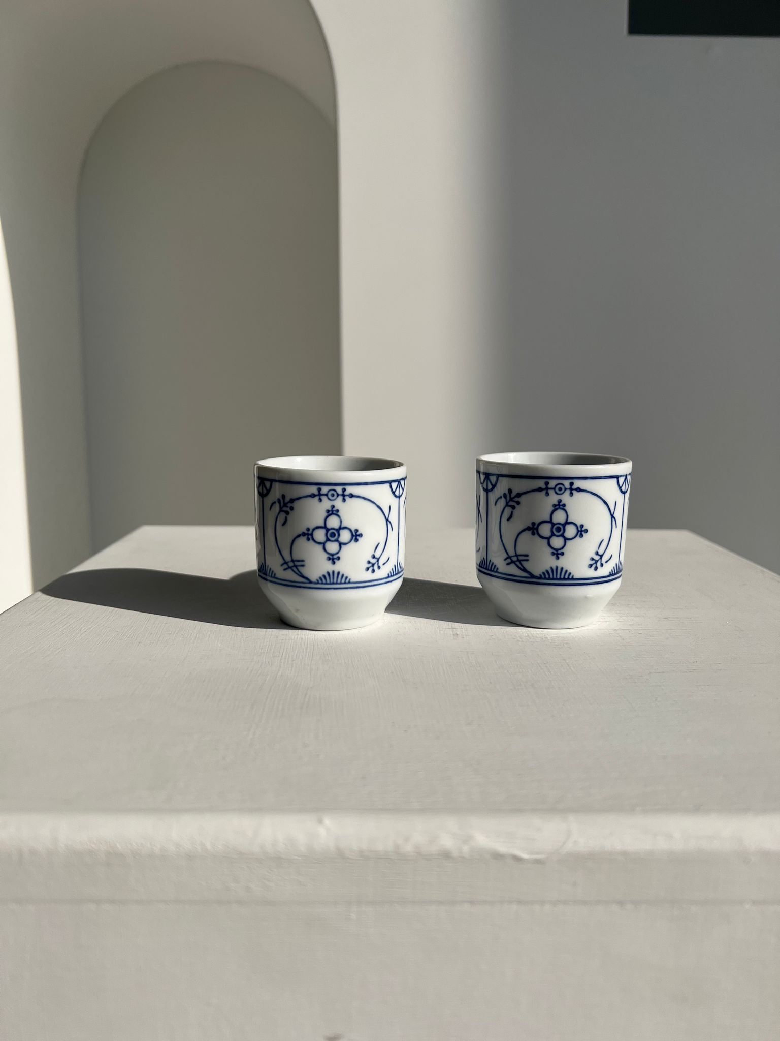 Set of 2 Scandinavian liqueur glasses or cups