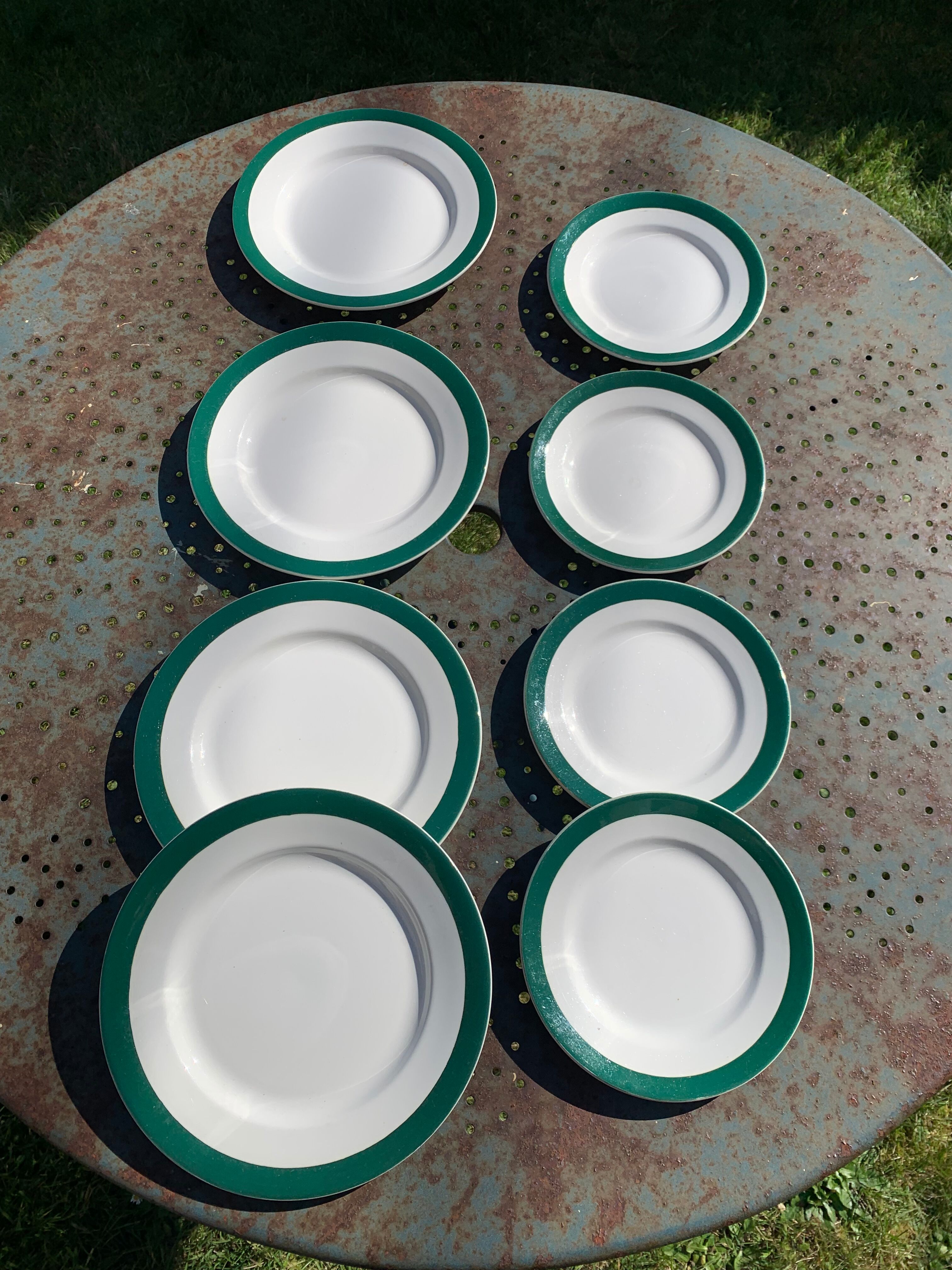 8 plates 4 flat and 4 small dark green Digoin sarreguemines vintage