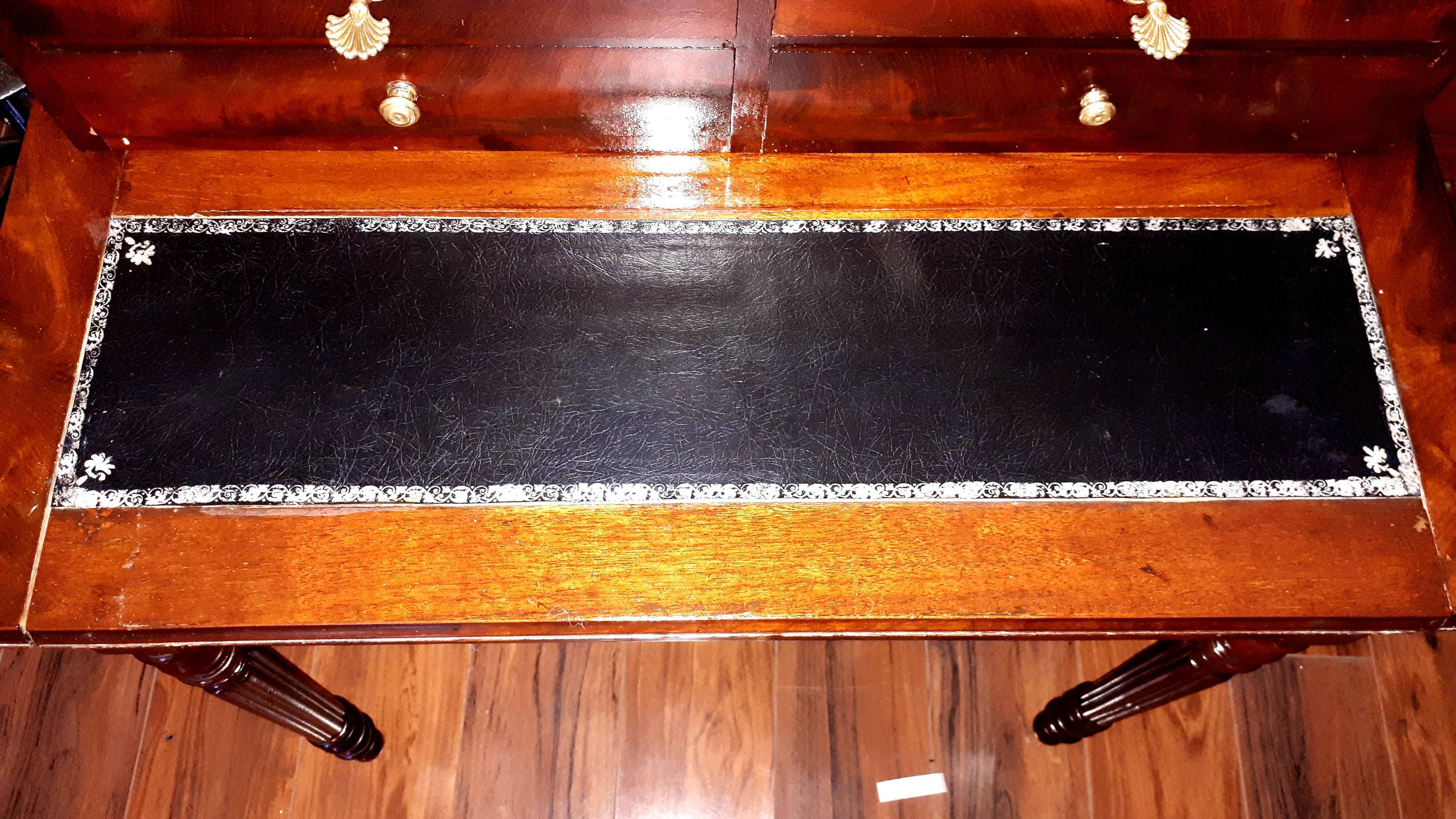 Napoleon III tiered office