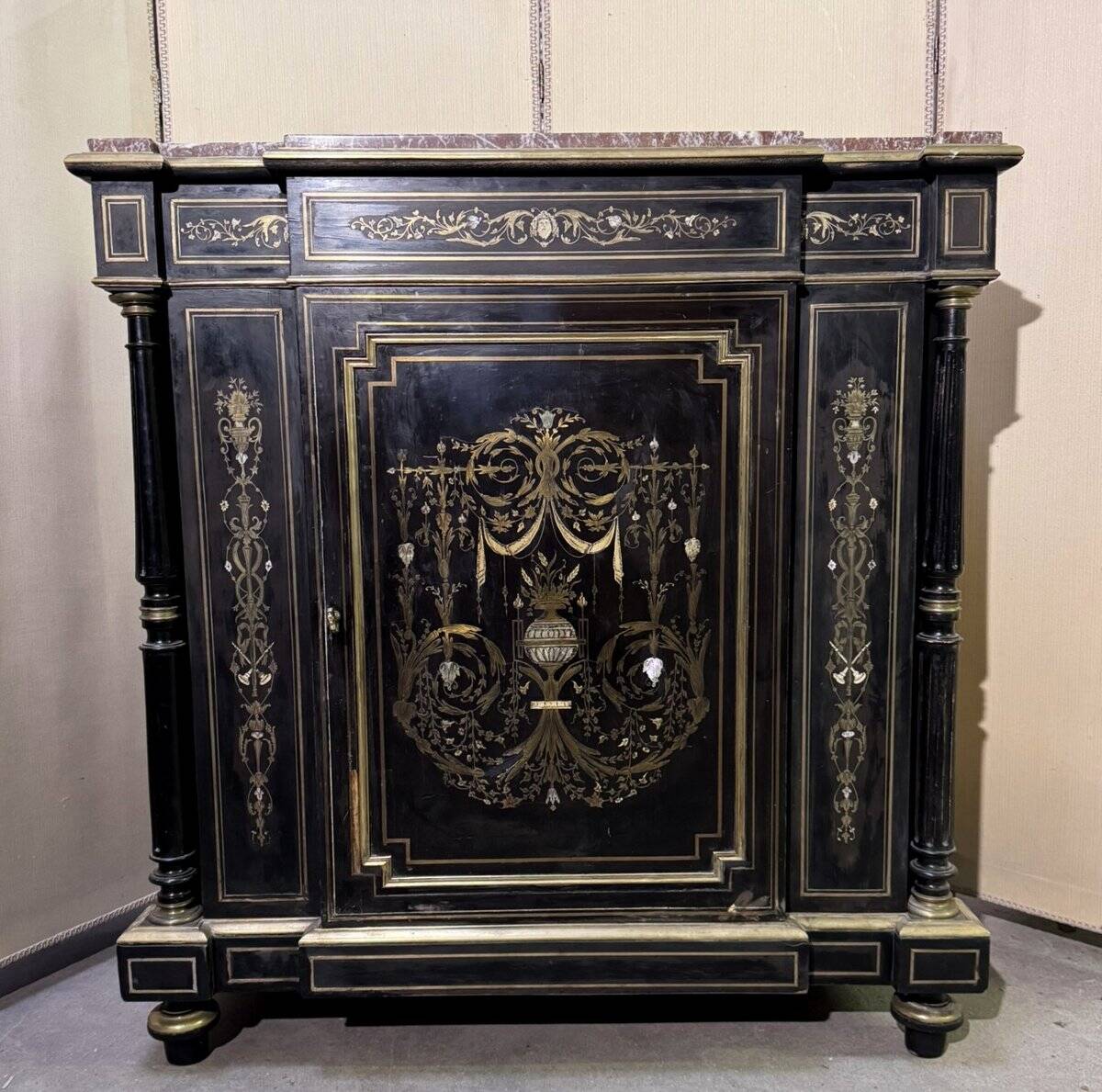 "Boulle" furniture with a support height in gilded brass marquetry from the Napoleonic era.