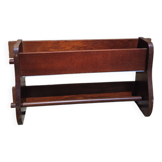 Wall-mounted dispenser