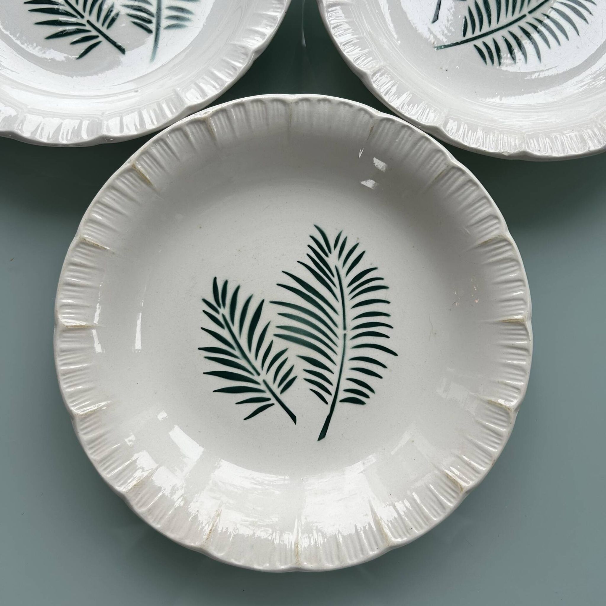 Trio d’assiettes palmes Digoin