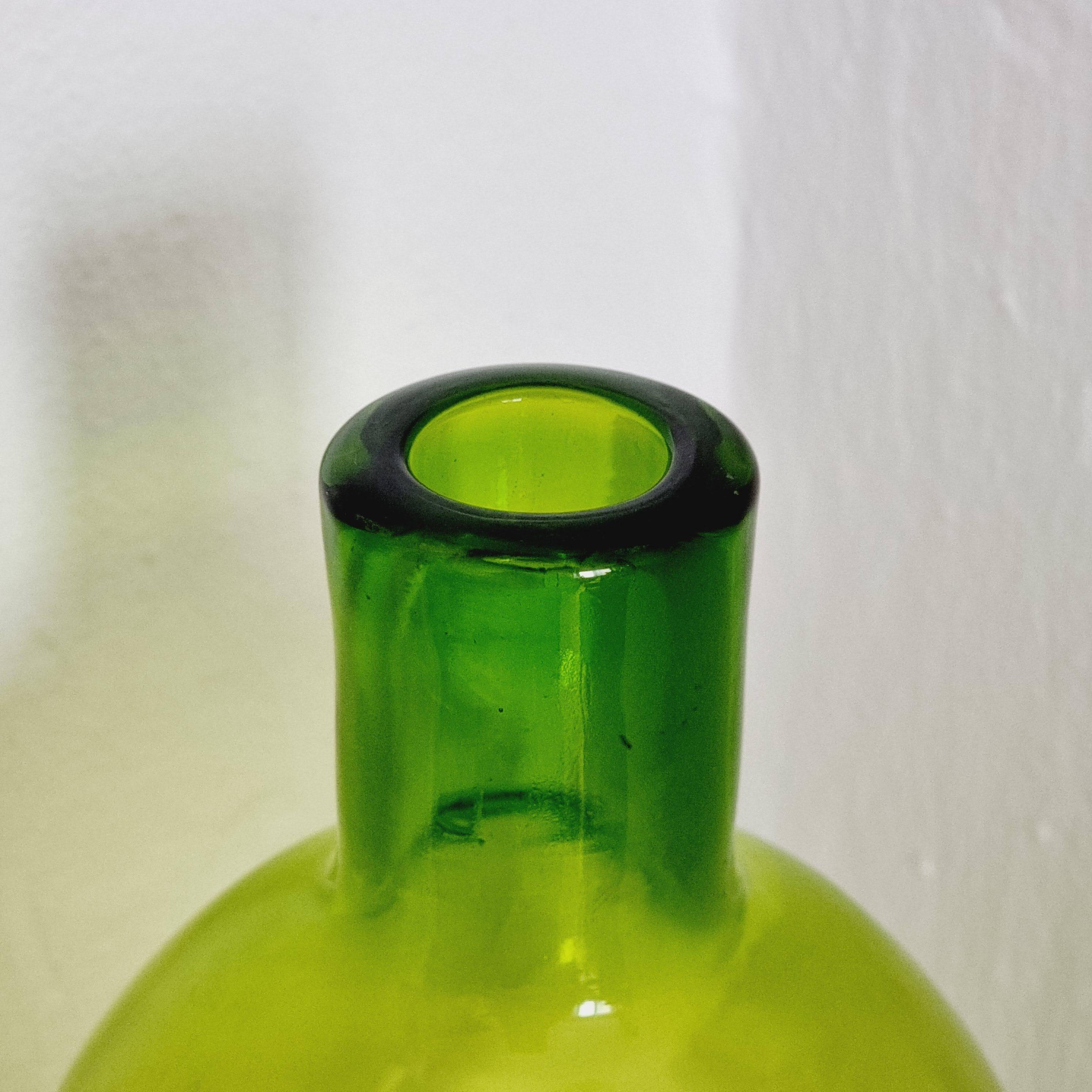 Large glass vase Margareta Hennix, Reijmyre, Sweden post-modern