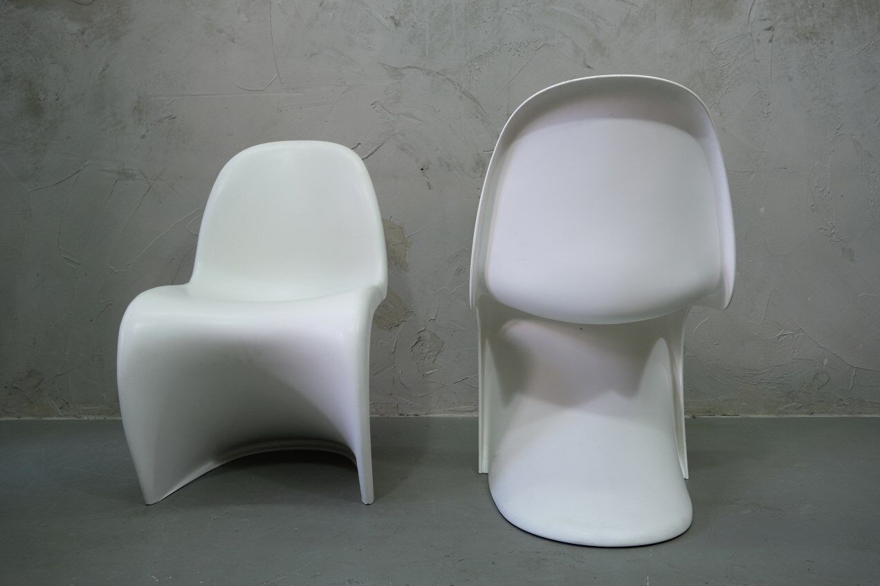 A set of 2  Panton Chairs by Verner Panton for Vitra
