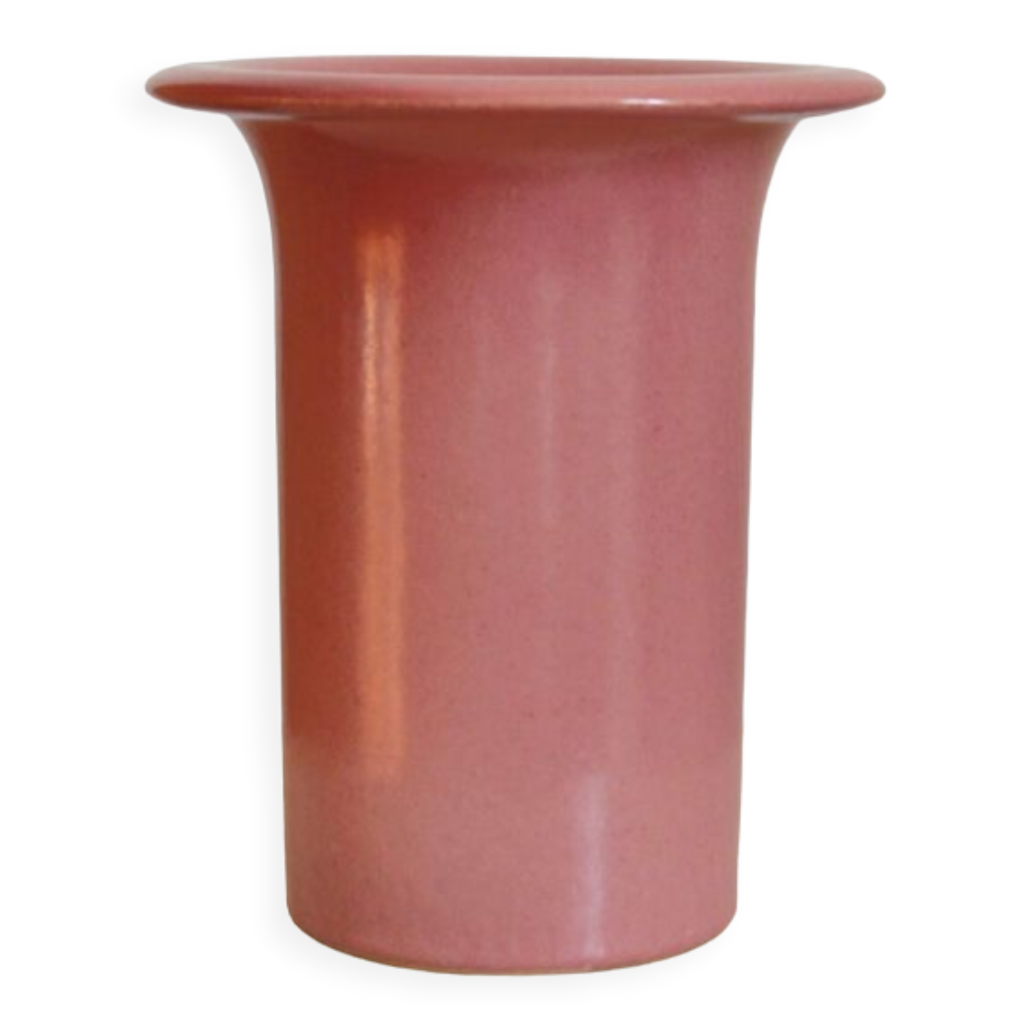 Pink vintage vase with rounded edges