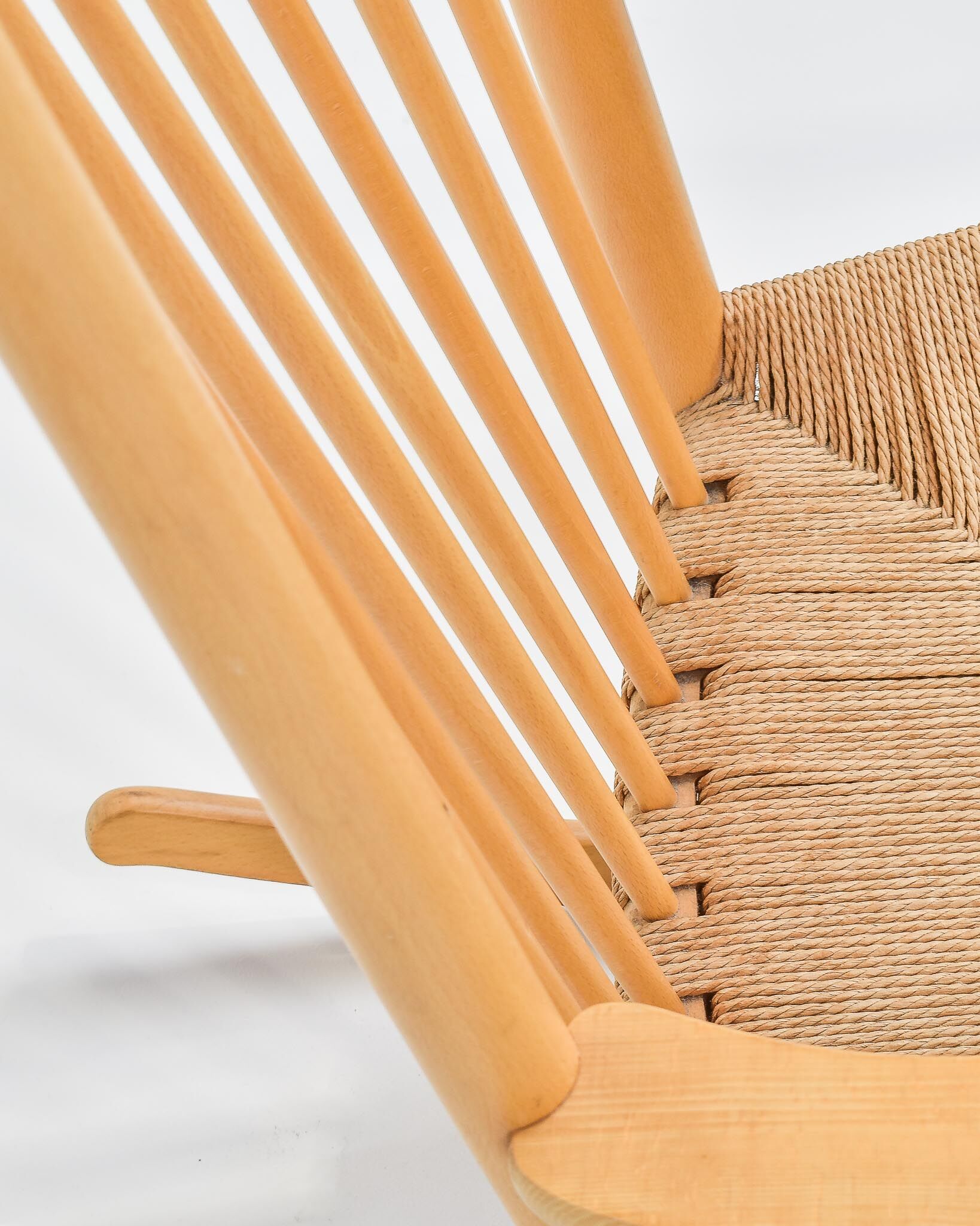 Rocking-chair J16 par Hans Wegner pour Fdb Møbler