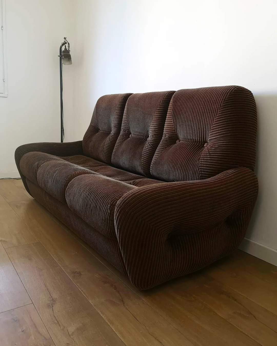 Sofa bed 70s in corduroy