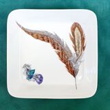 Plat en porcelaine