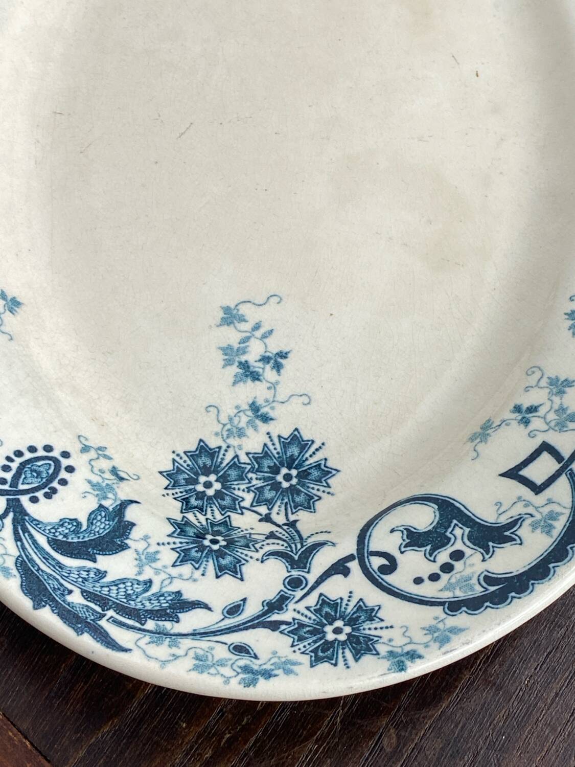 Service plates, iron earth, Sévigné, HB & Cie