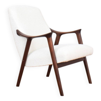 Mid-Century „Tenor” Teak & Boucle Armchair from Møre Lenestolfabrikk, 1960s.