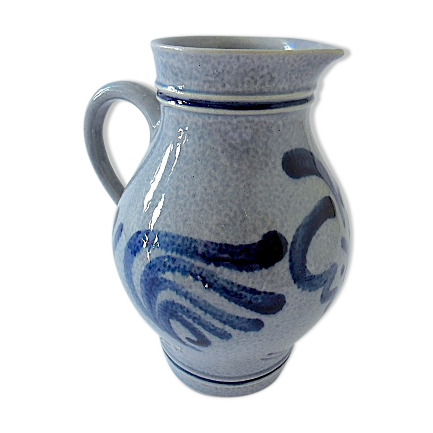 German salt sandstone pitcher decorated with stylized pampres