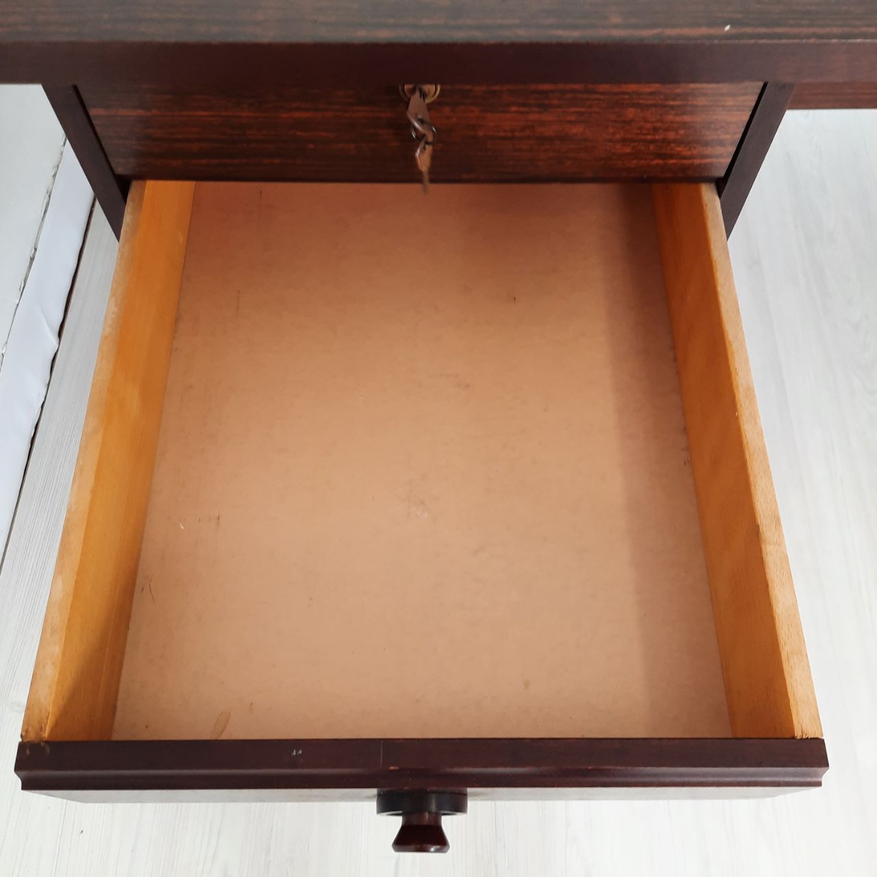 Center desk - vintage - AV contemporary furnishings