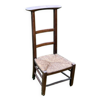 Chair pray to God