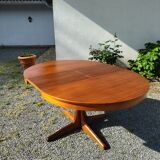 Baumann teak table