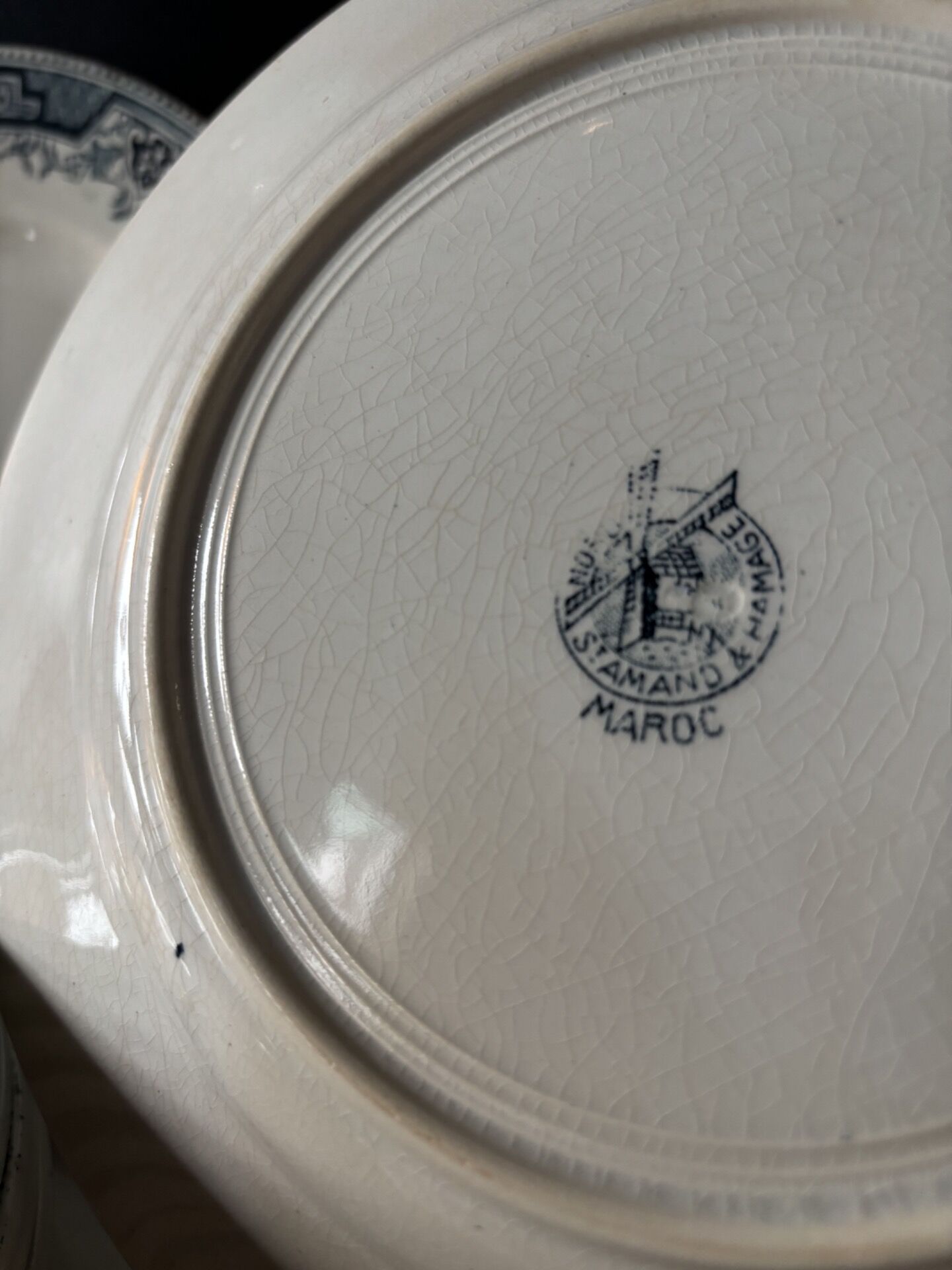 Saint-Amand flat plates