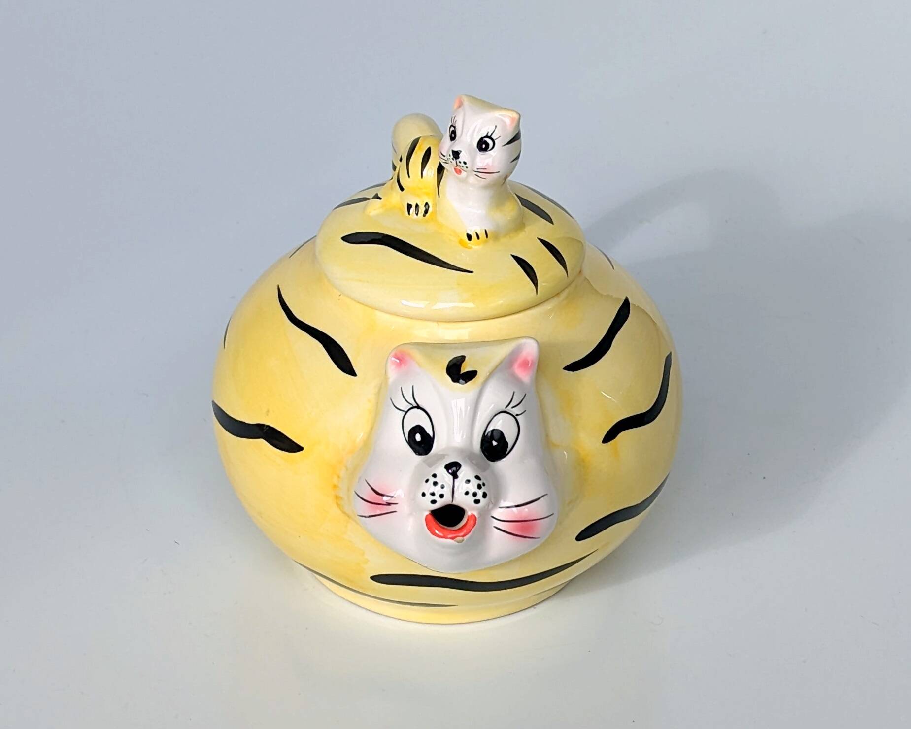 Anthropomorphic teapot coffee maker Tiger and baby tiger - Height 16 cm x Diameter 14 cm
