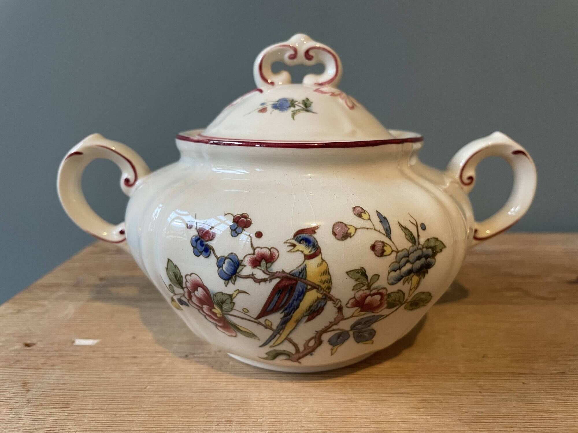 Set of 10 pieces of a Villeroy and Boch tea set, Phoenix model