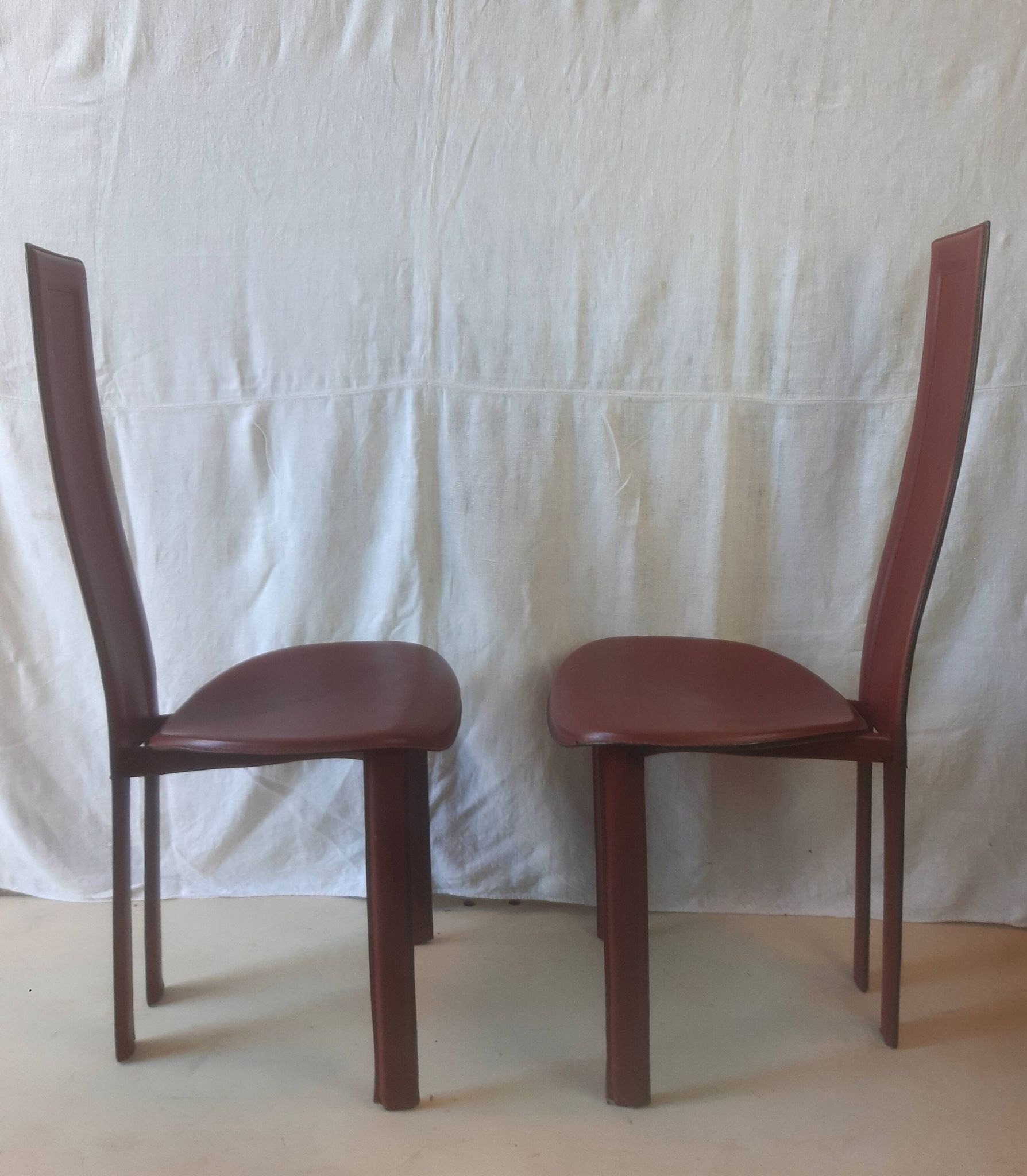 4 chaises en cuir Elena B