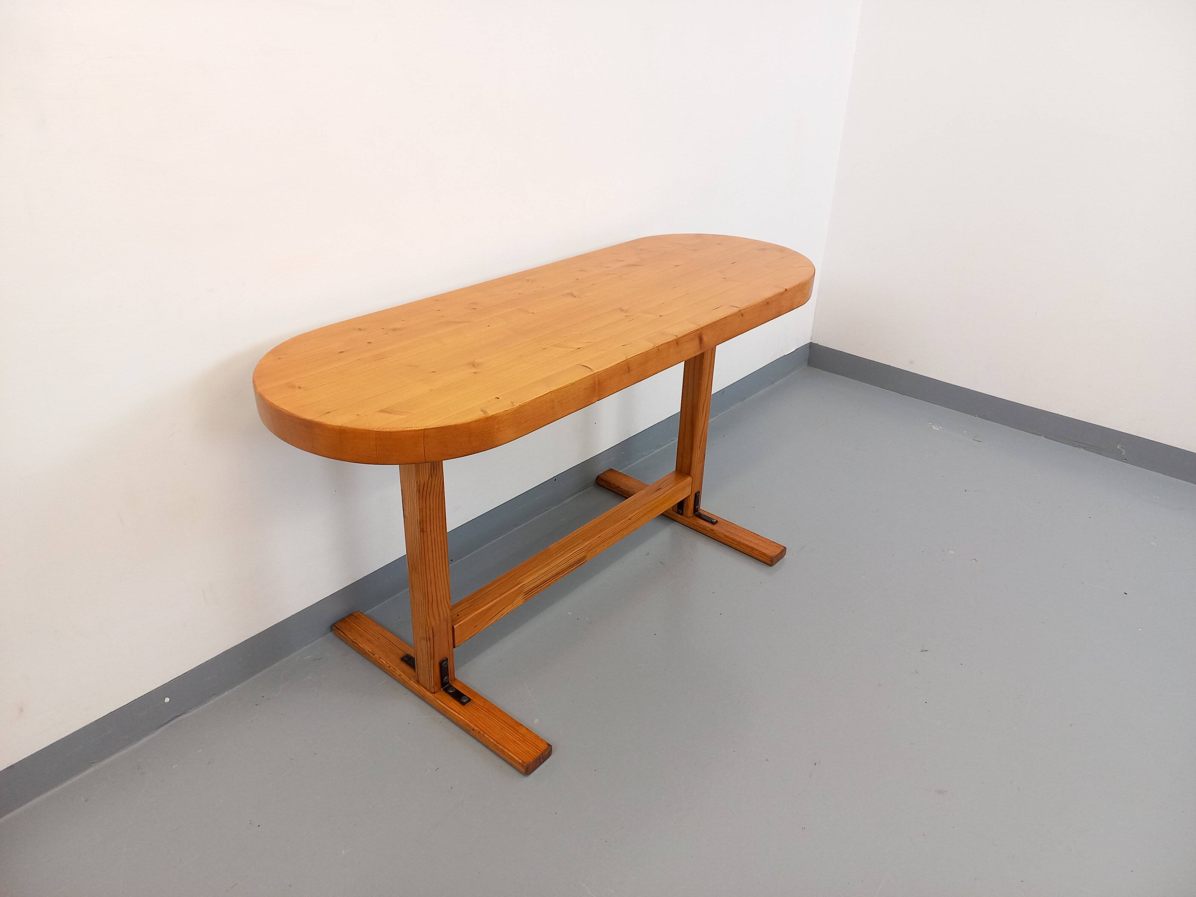 Oval table / vintage pine console from the 60s 70s