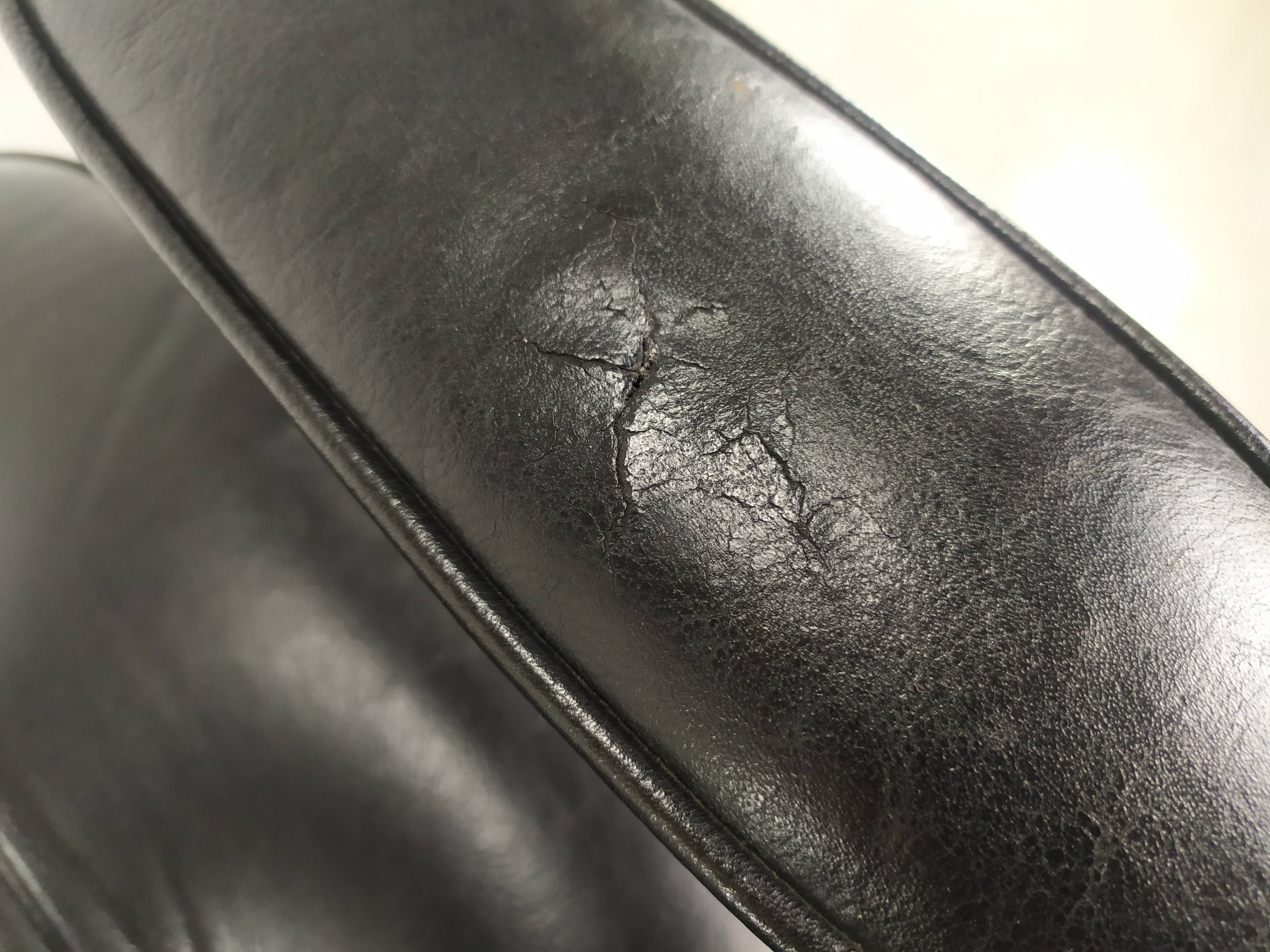 Eames leather lobby chair