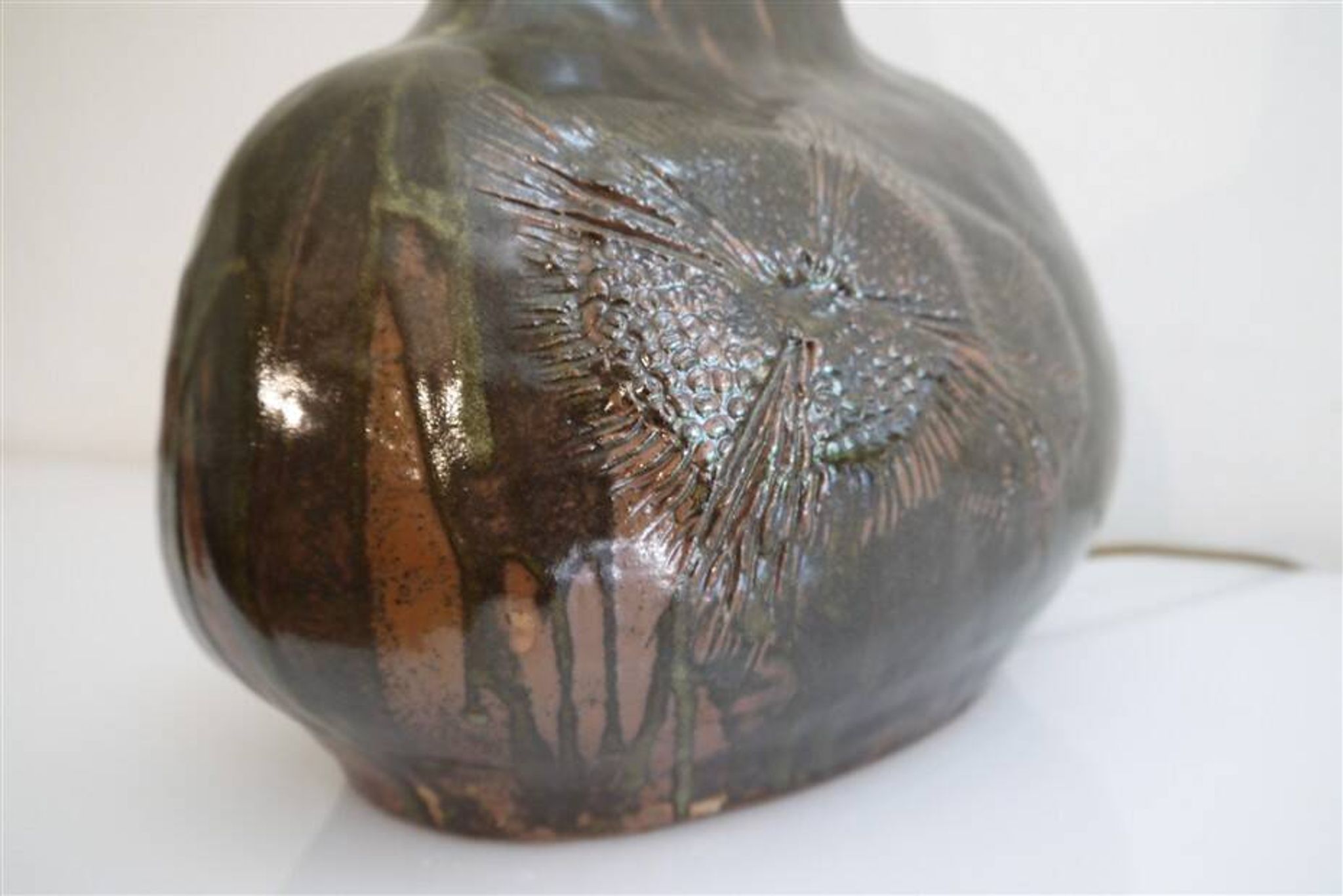 Lampe en céramique et rotin XXeme