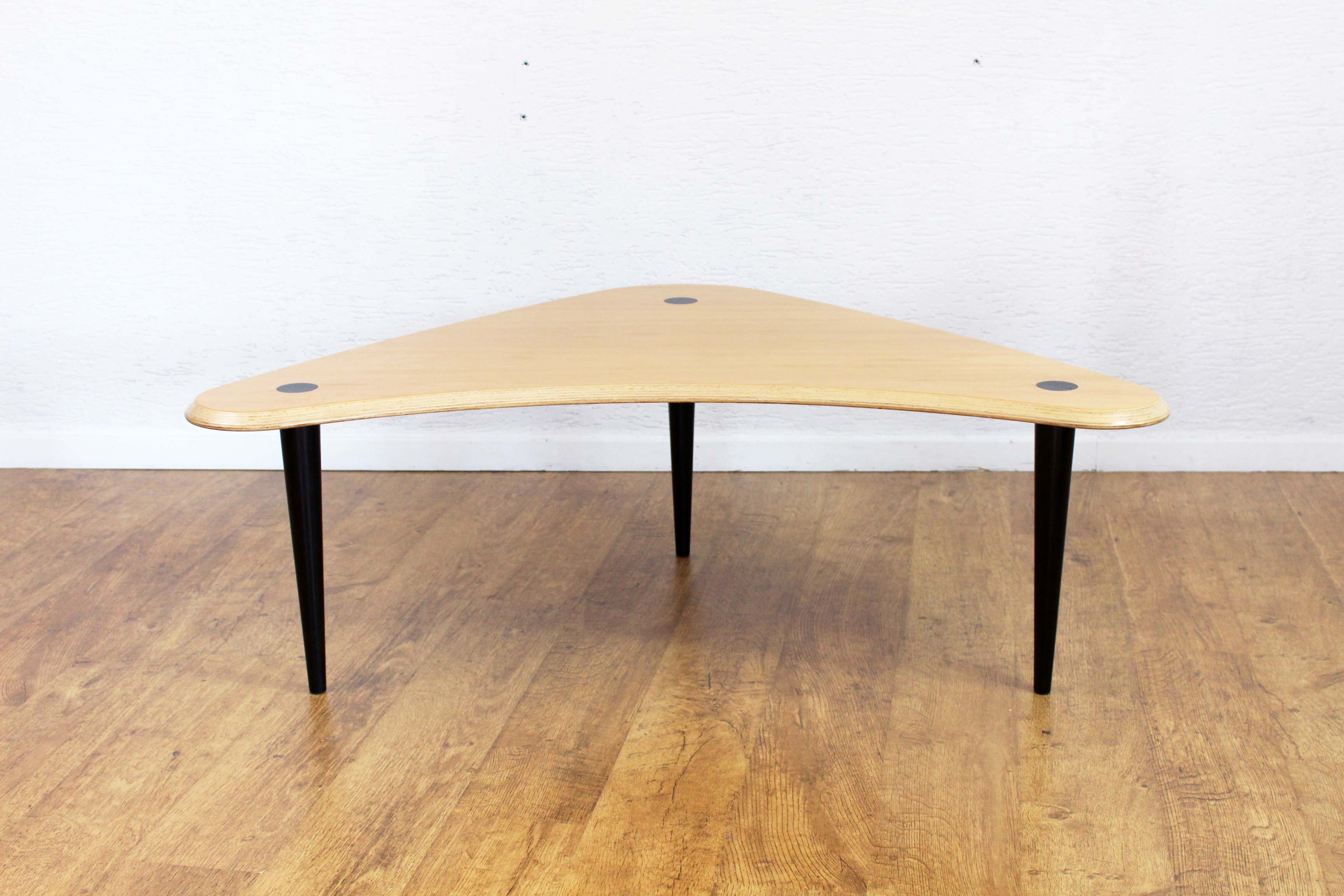Coffee table "boomerang"
