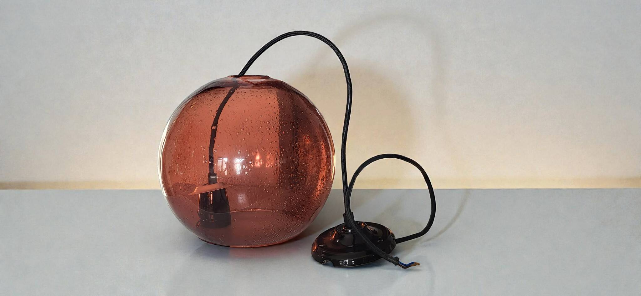 Bubble glass suspension