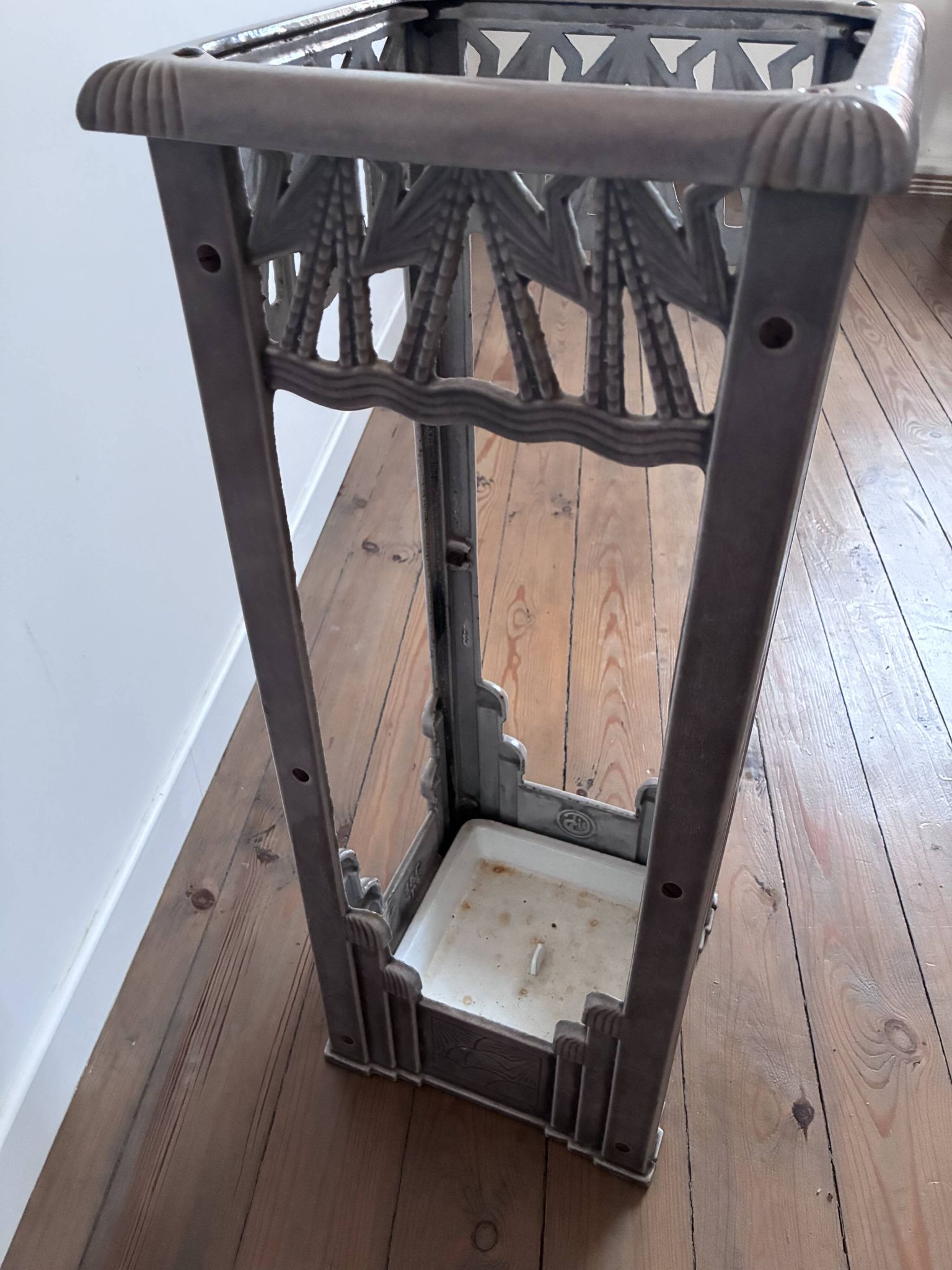 Art Deco umbrella stand from the 1930s, cast iron.