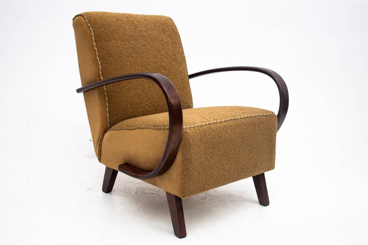 A pair of Art Deco armchairs by J. Halabala from the 1930s, Czech Republic.