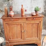 Old buffet