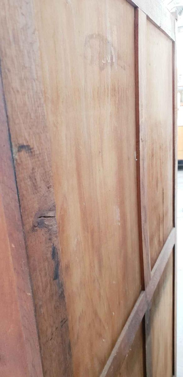 Glass-glazed Parisian wardrobe